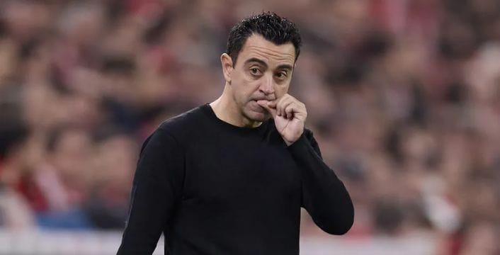 “Doesn’t know what’s going on” - Xavi believed to be clueless about Barcelona’s plans after Laporta ‘begged’ him to stay on